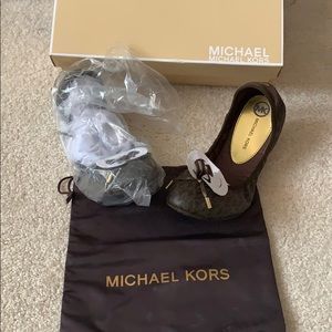 Michael Kors Flats